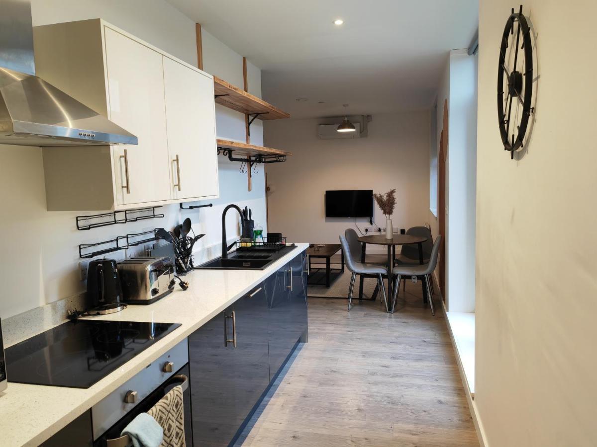 פטרבורו 404 Bayard Plaza 2 Bedroom Apartment With Outside Terrace מראה חיצוני תמונה