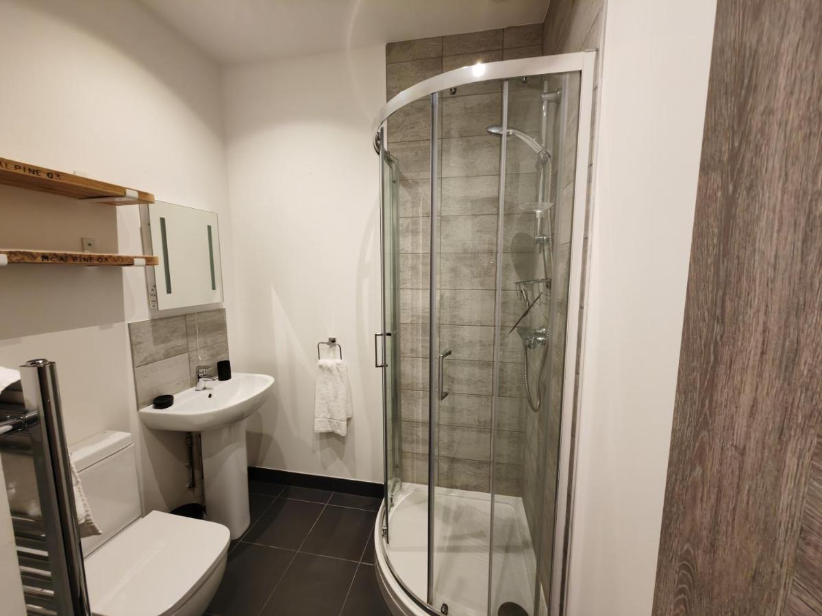 פטרבורו 404 Bayard Plaza 2 Bedroom Apartment With Outside Terrace מראה חיצוני תמונה