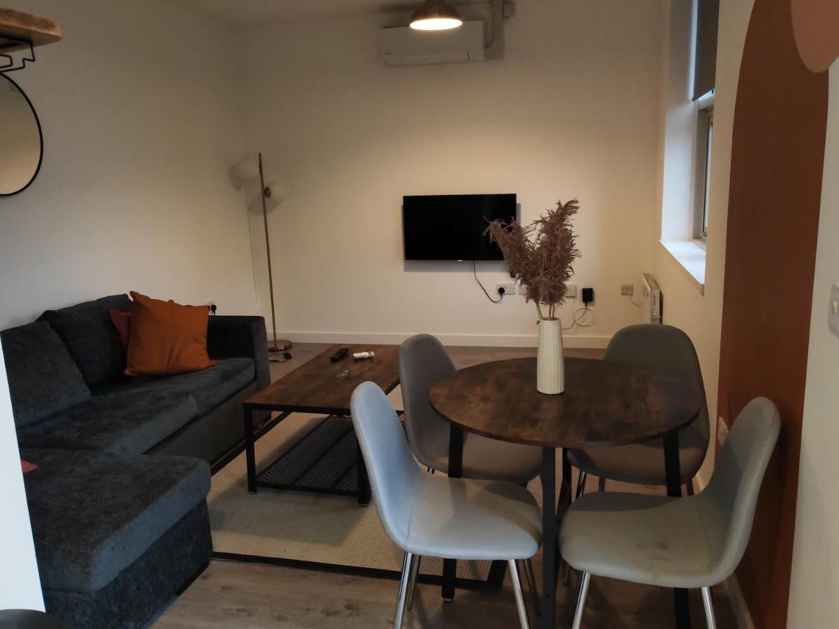 פטרבורו 404 Bayard Plaza 2 Bedroom Apartment With Outside Terrace מראה חיצוני תמונה